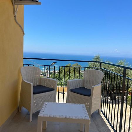 B&B "L'Eco Del Mare" Агрополи Екстериор снимка