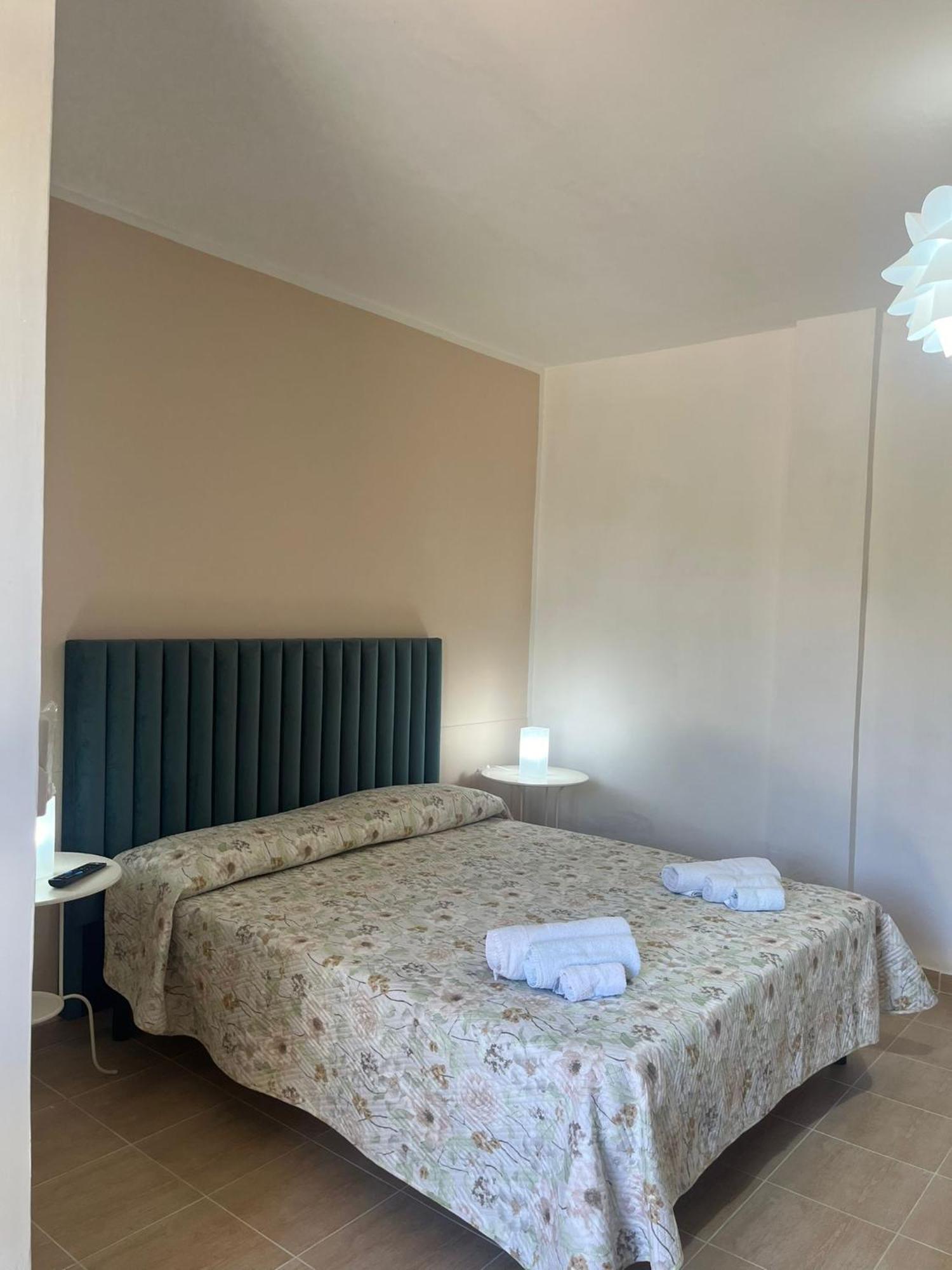 B&B "L'Eco Del Mare" Агрополи Екстериор снимка